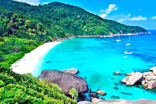 Tour to the Similan Islands from Phuket