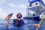 Phuket underwater adventure thumbnail 5